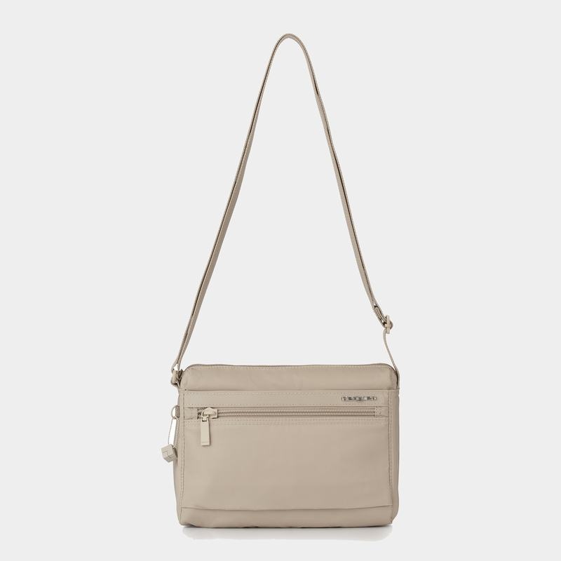 Hedgren Eye Women's Shoulder Bags Beige | QZL8872CX